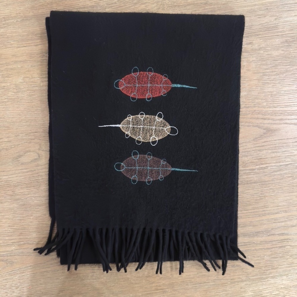 100% Lambswool Scarf Made In Great Britian-Black-Em Embroidery London-56" x 11" - Picture 3 of 10